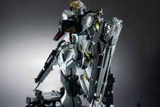 お値段11万円！圧倒的存在感を放つ、最上級ロボットブランド「解体匠機 RX-93 νガンダム」再販受付が本日4日16時スタート 画像